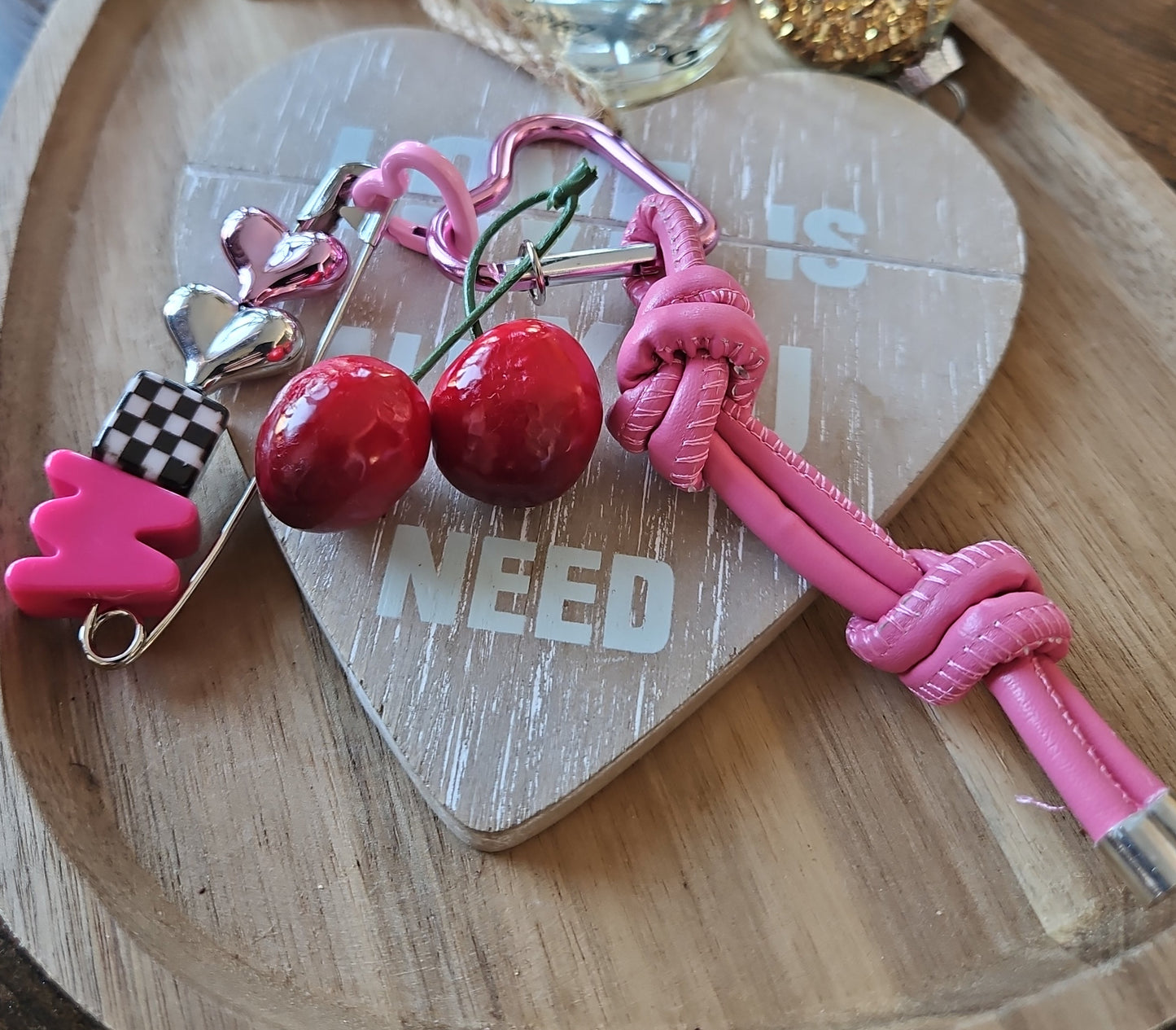 Grigris sac cerise rouge coeur argent