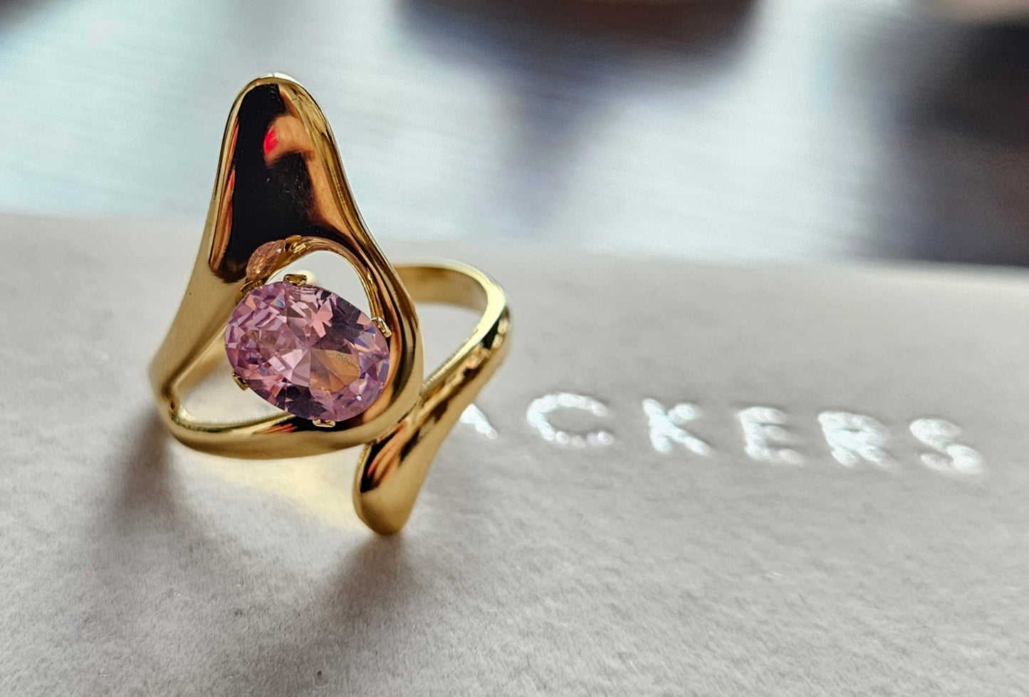 Bague cristal rose chapeau