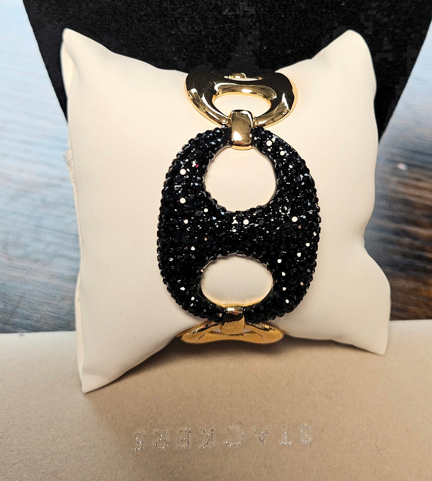 Bracelet manchette noire