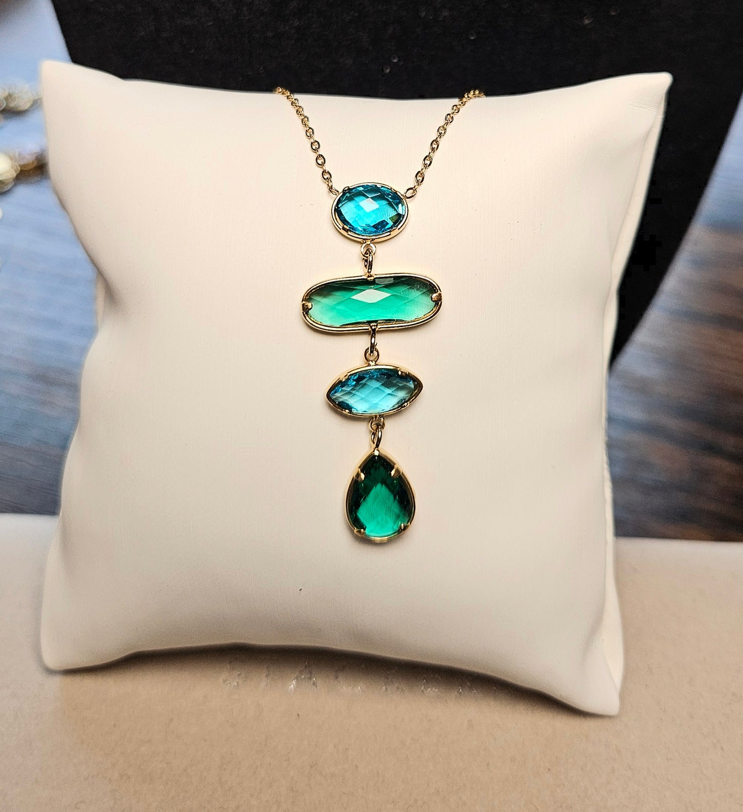 Collier cristal vert