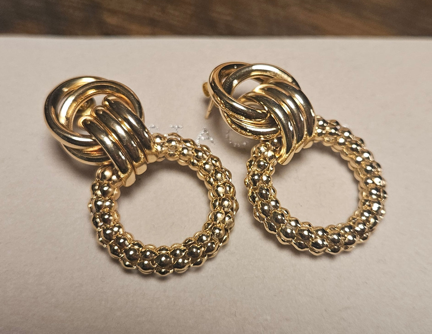 Boucles d'oreilles perles creoles