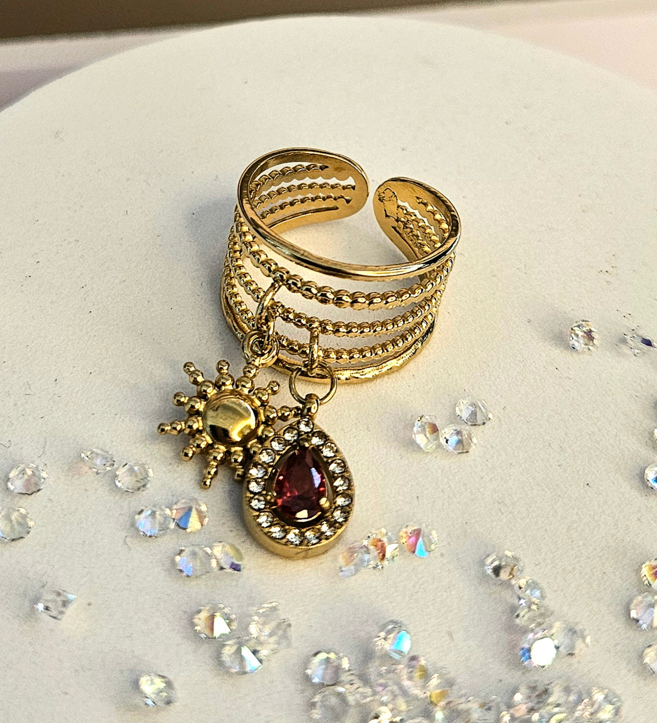 Bague breloque goutte crital rouge