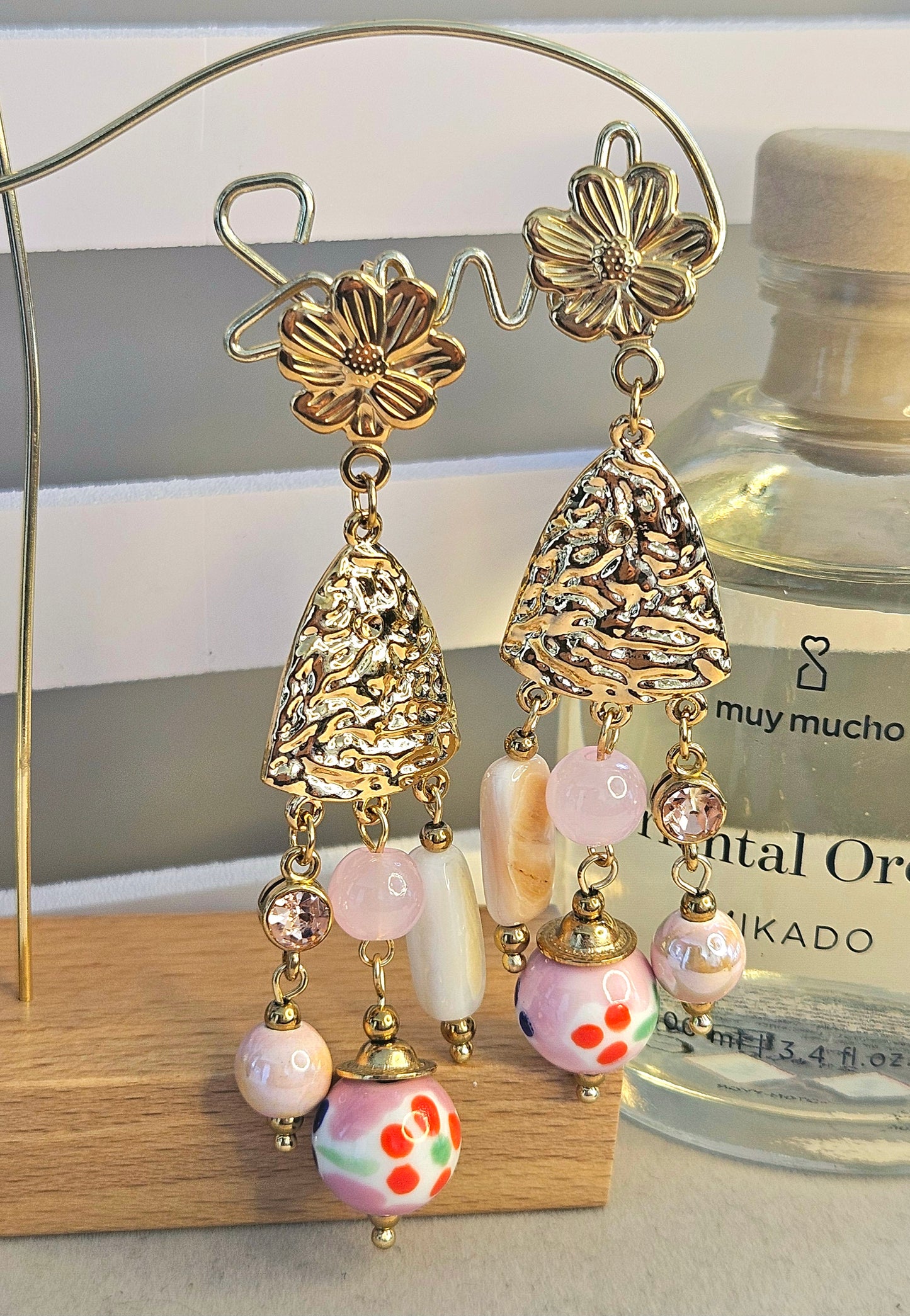 Boucles d'oreilles triangle céramique rose
