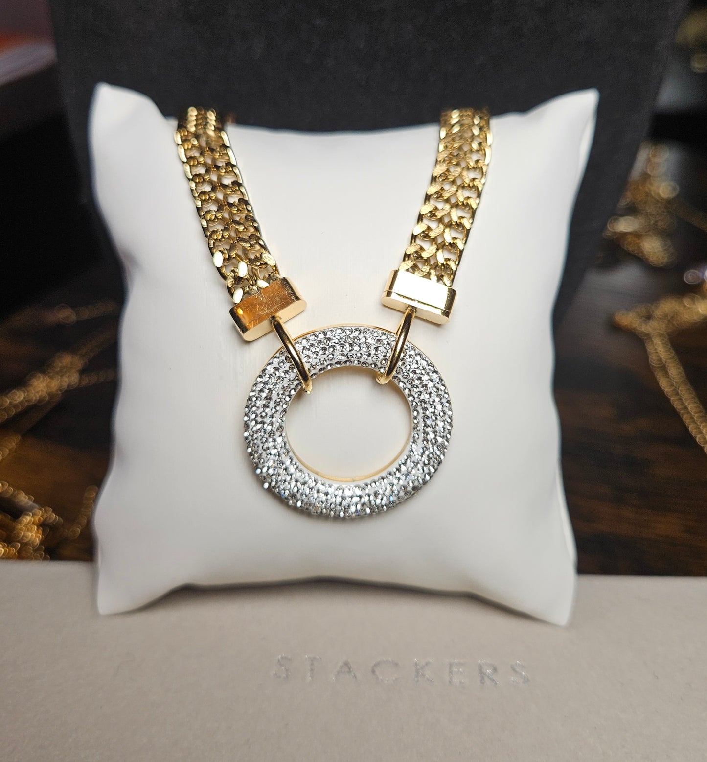 Collier cercle strass et maille plate