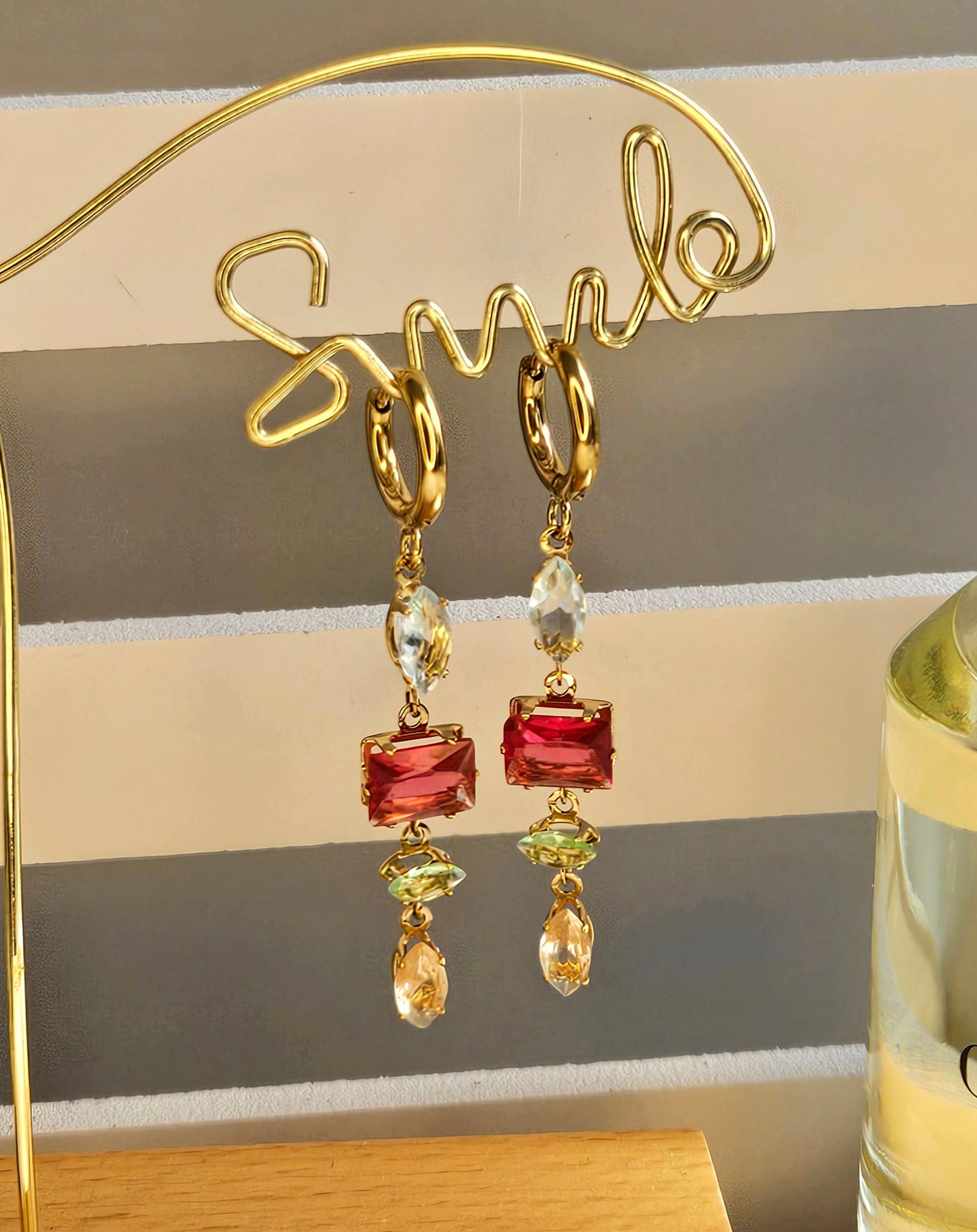 Boucles d'oreilles pendantes cristal multicolore