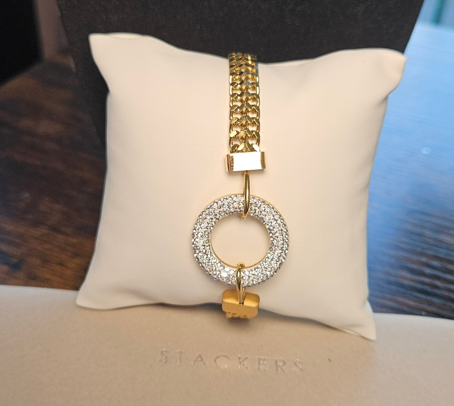 Bracelet cercle strass et maille plate