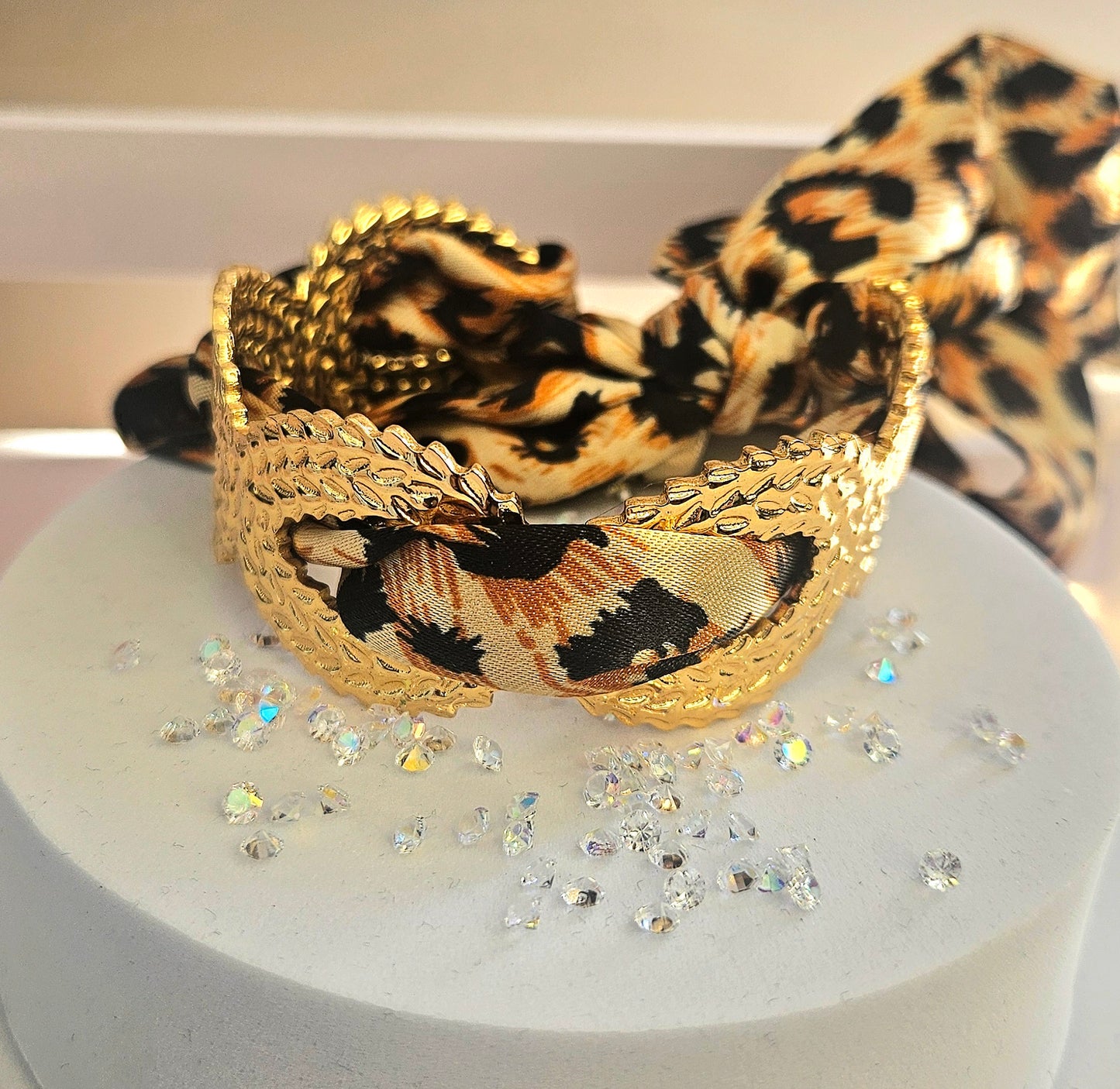 Bracelet manchette cran léopard