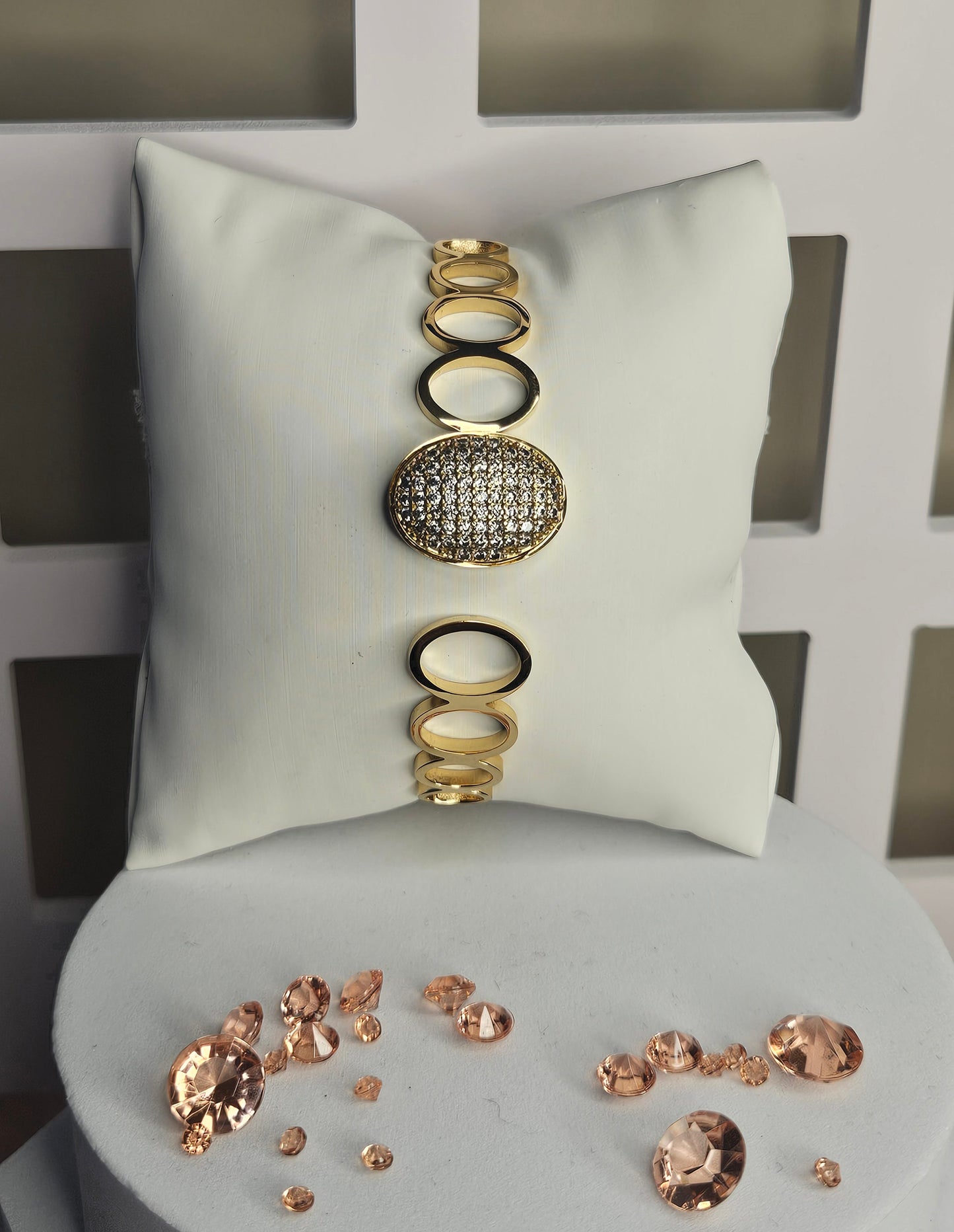 Bracelet manchette ovale strass