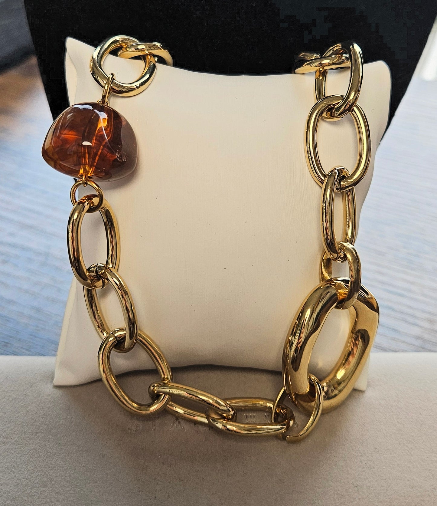 Collier grosse maille anneau et resine