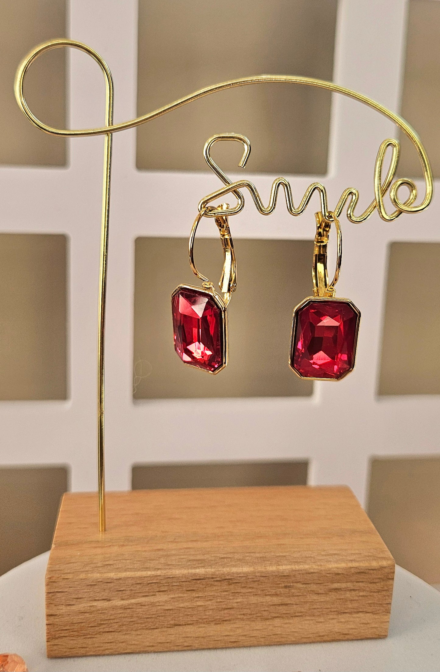 Boucles d'oreilles cristal rouge rectangle