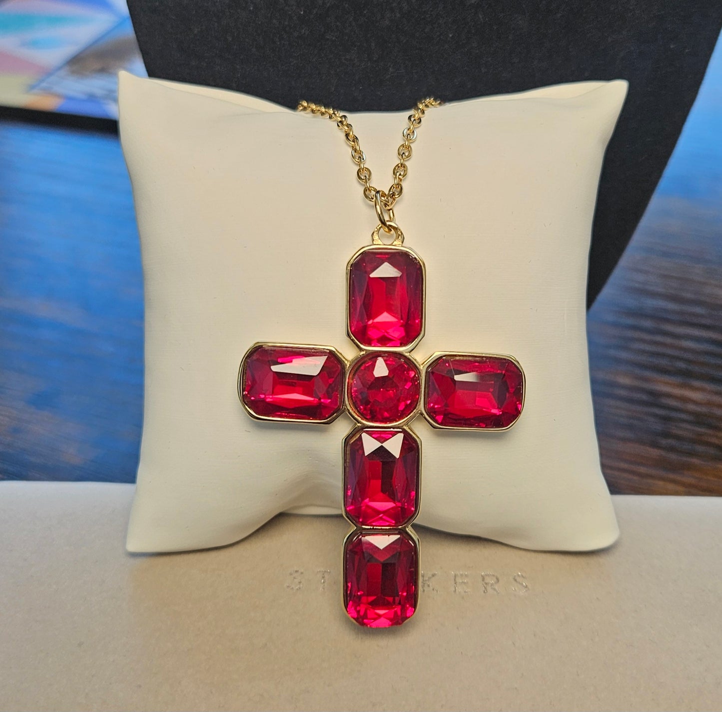 Collier crois-moi cristal rouge sautoir