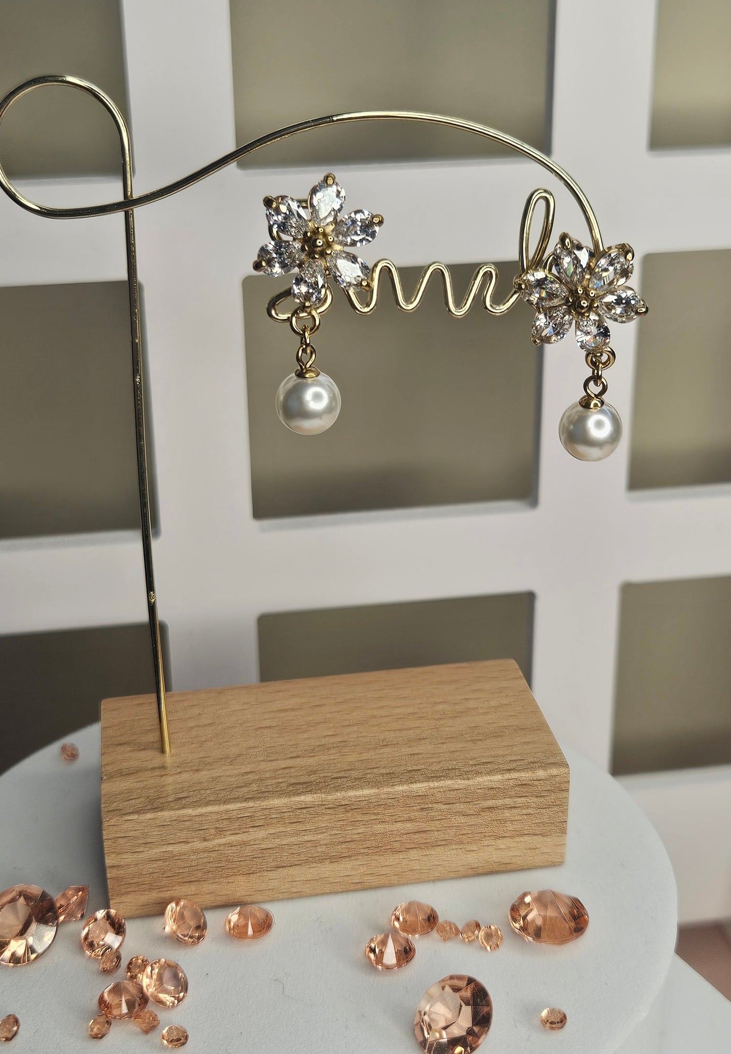 Boucles d'oreilles fleurs cristal et perle