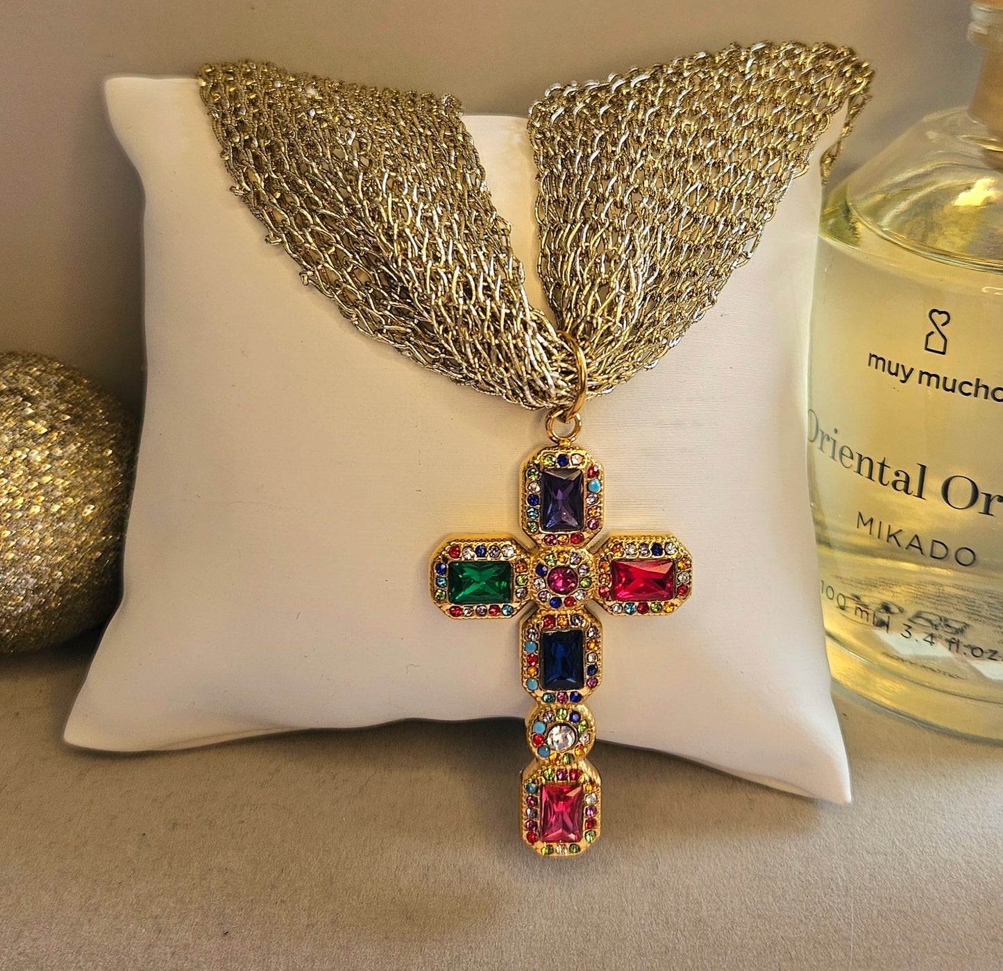 Collier croix multicolore