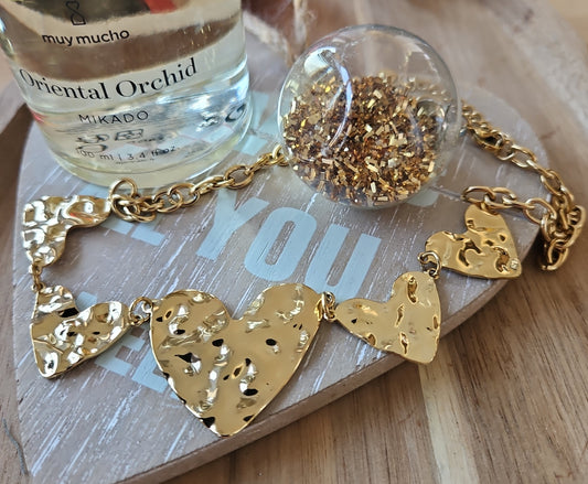 Collier coeurs plats