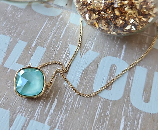 Collier swarovski vert clair chaine fine