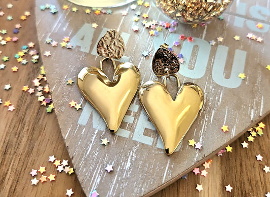 Simple bomb heart earrings