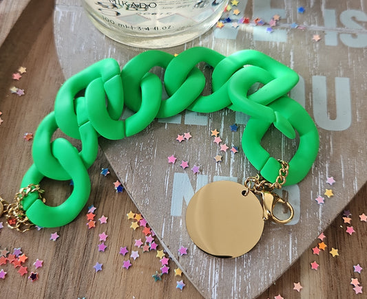 Collier acier inoxydable et résine vert fluo plaque ronde