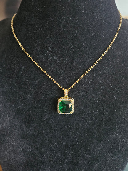 Collier cristal vert