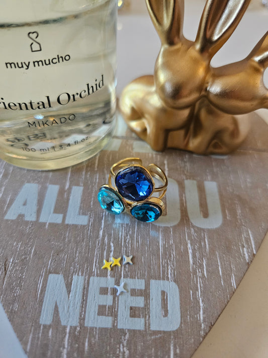 Bague cristal bleu trois pierres retro