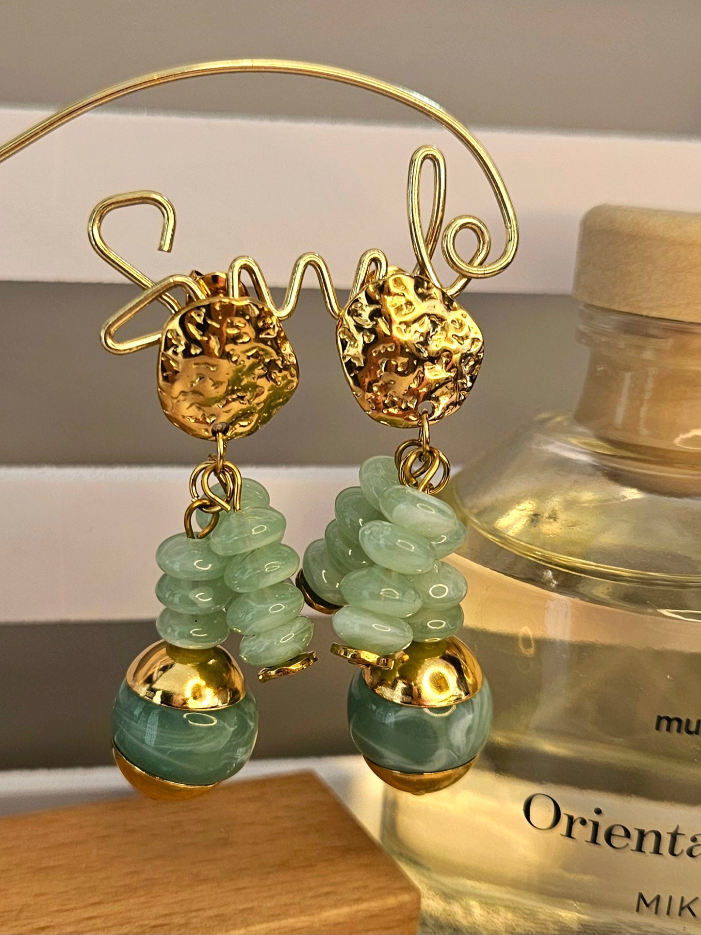 Boucles d'oreilles perles et perle d'acier verte