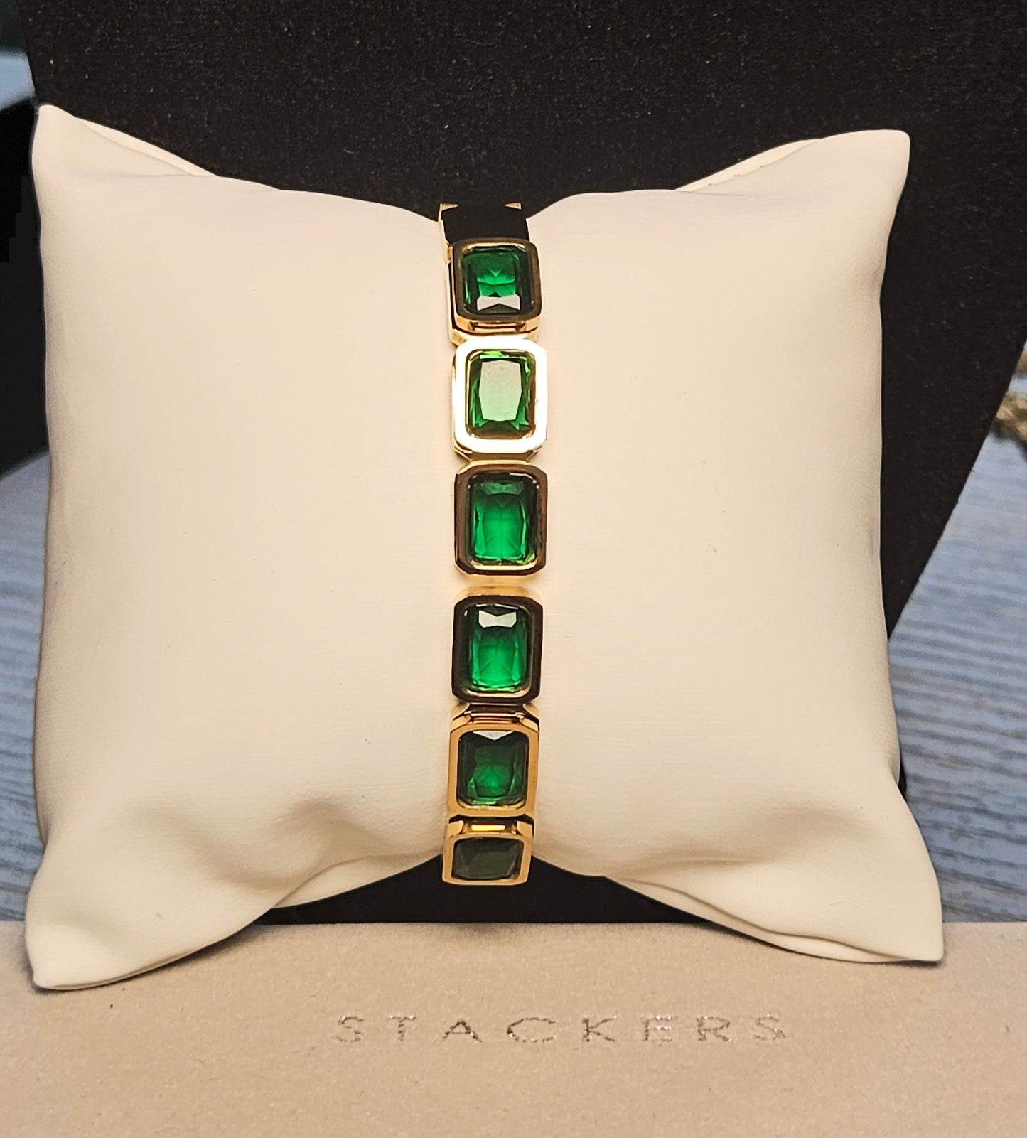 Bracelet jonc cristal vert en rectangle