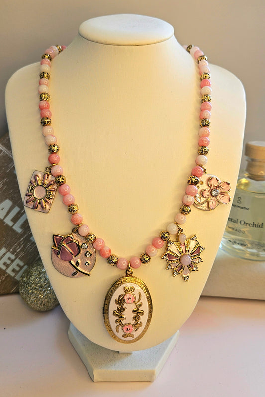 Collier rose fleur perle pierre