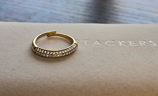 Bague alliance pierre fine