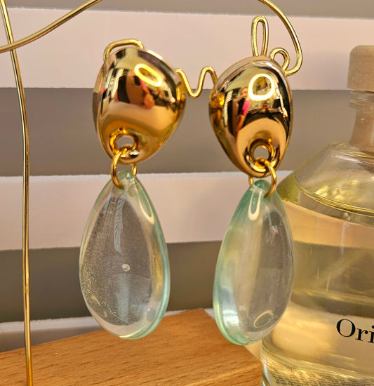 Boucles d'oreilles goutte résine verte