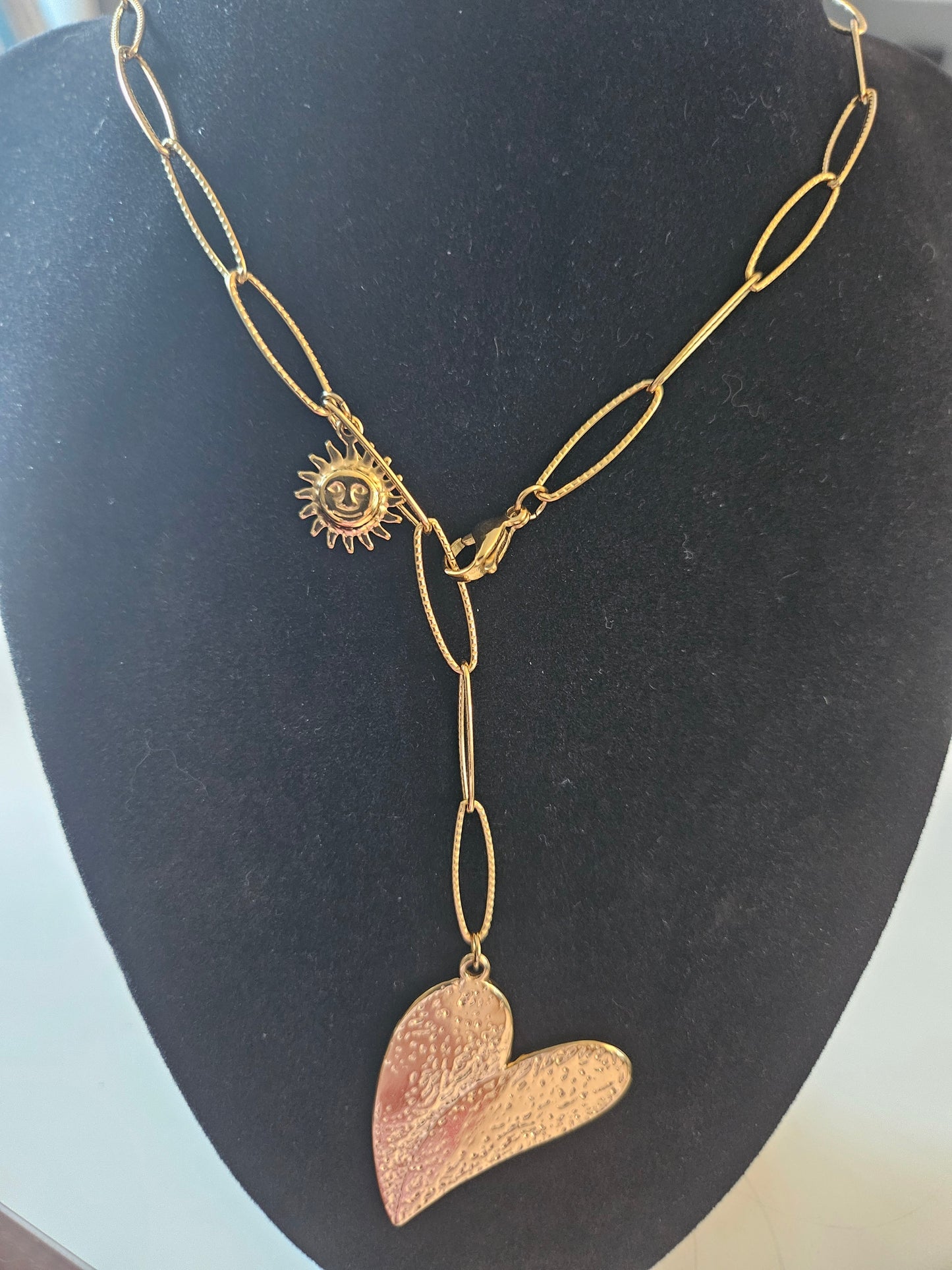 Collier sautoir cœur et soleil