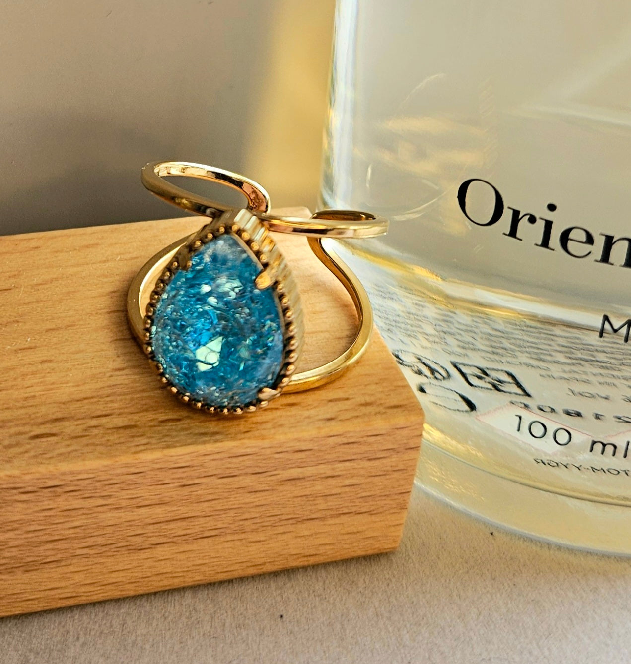 Bague cristal bleue