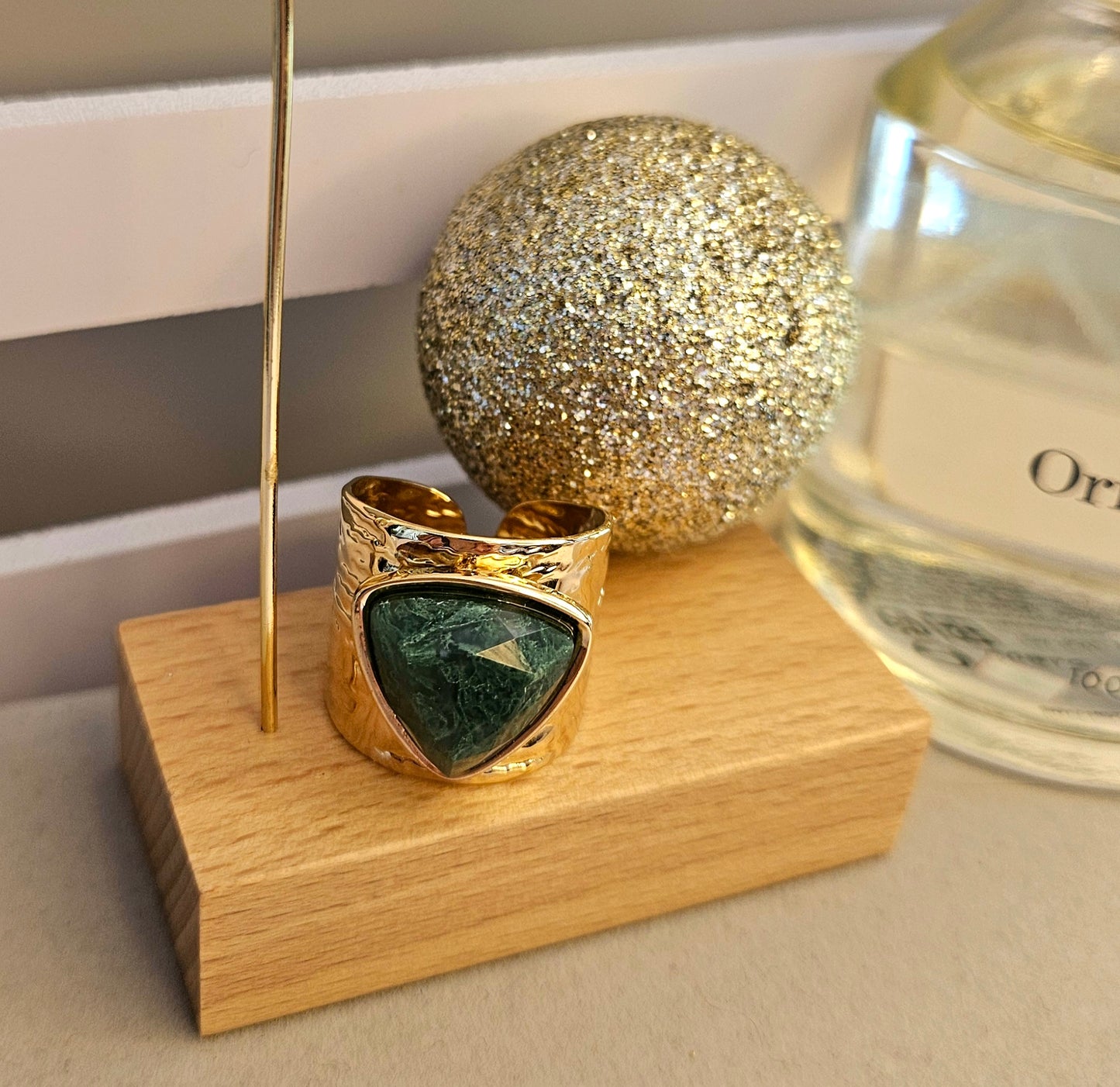 Bague pierre naturelle verte triangle