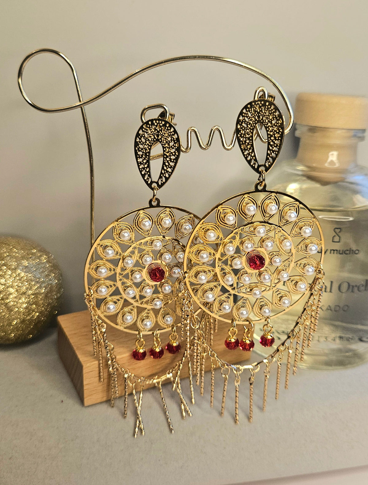 Boucles d'oreilles rondes perle et rouge