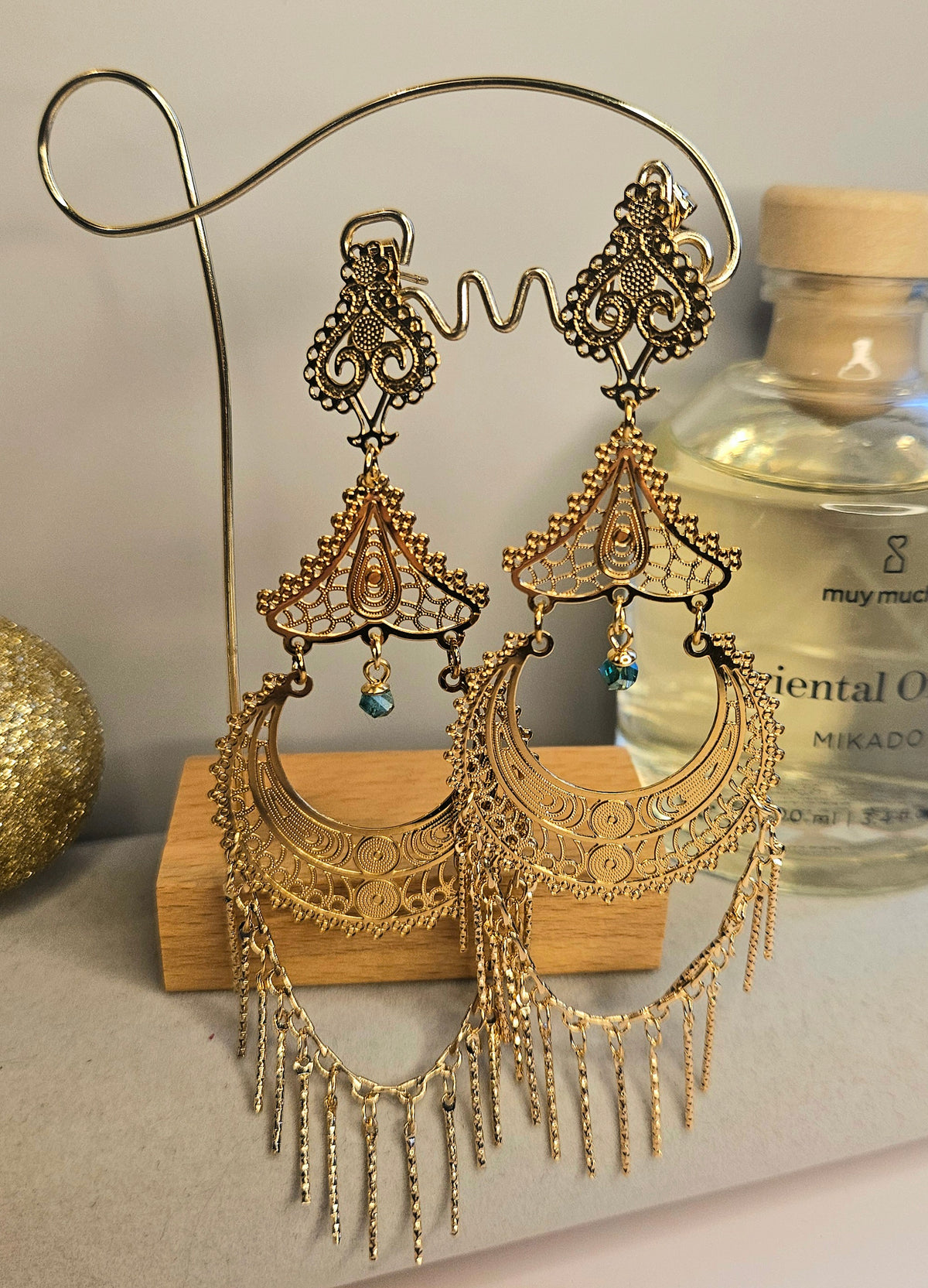 Boucles d'oreilles oriental cristal vert chaine