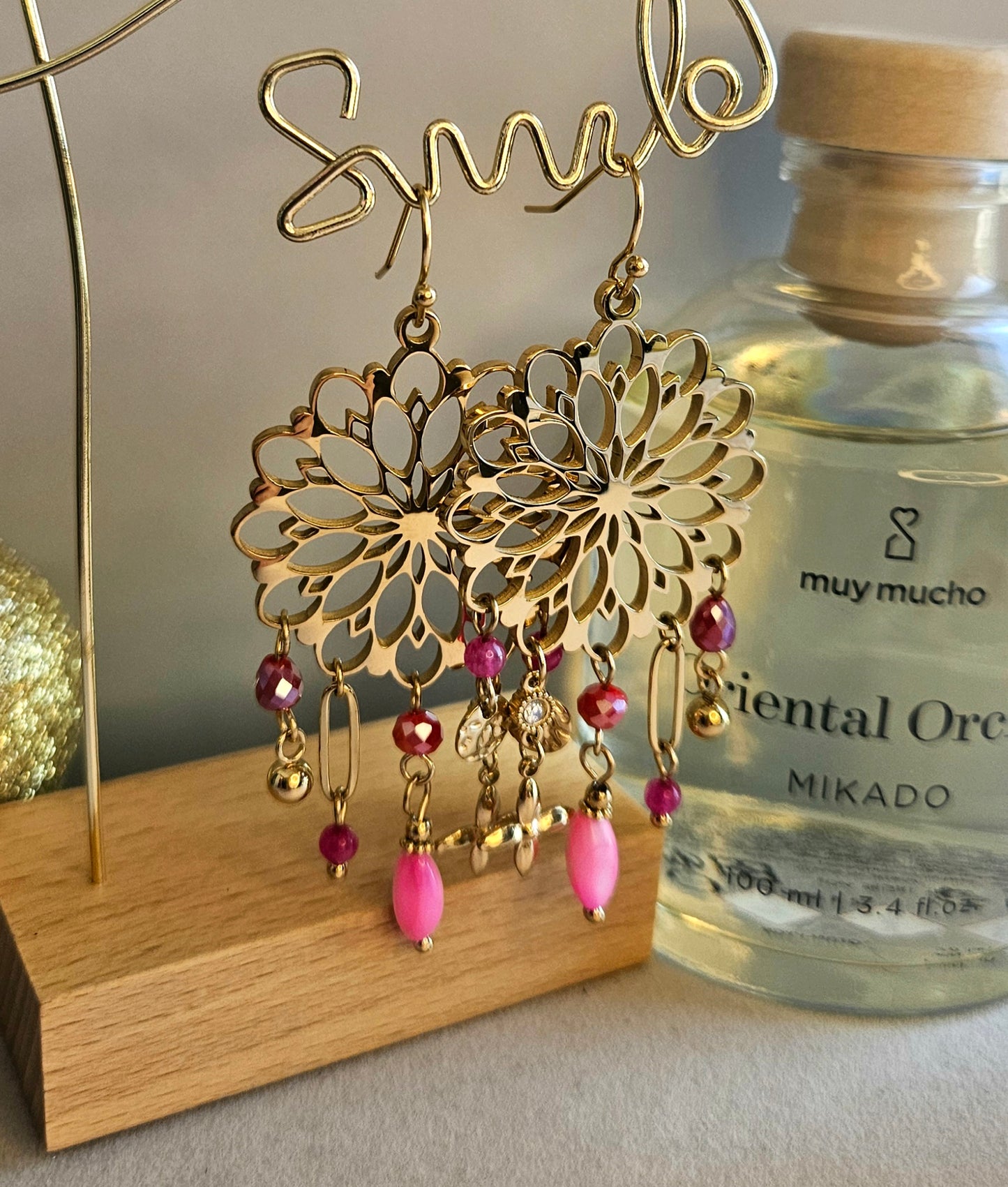 Boucles d'oreilles fleur rose nacre