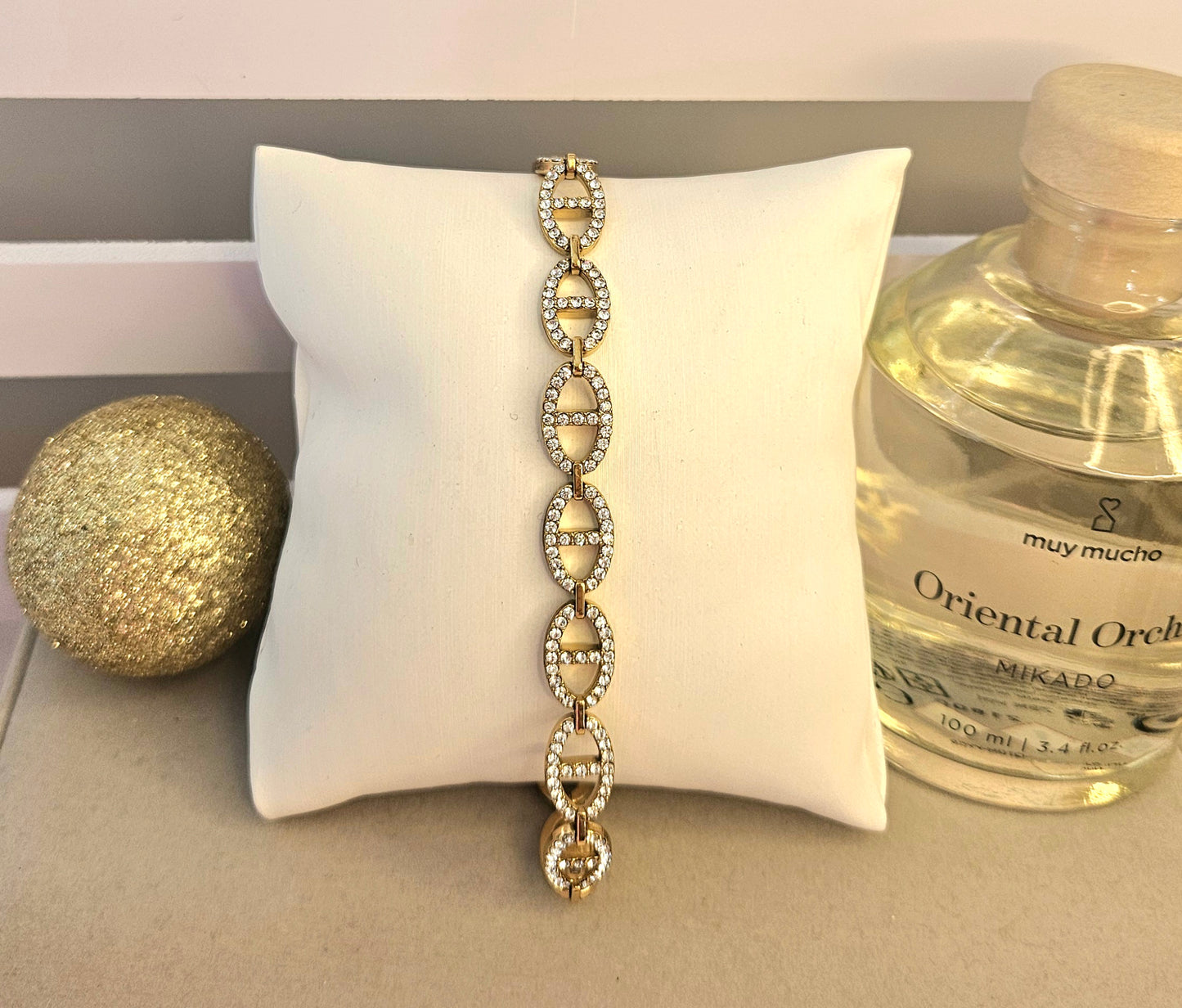 Collier choker or marine
