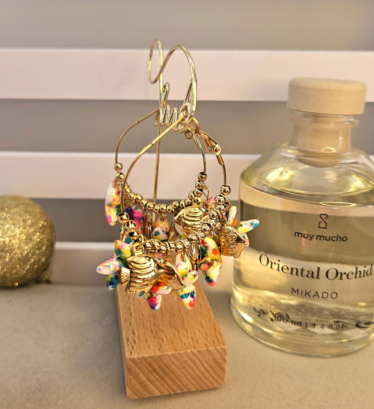 Boucles d'oreilles créoles etoiles multicolores