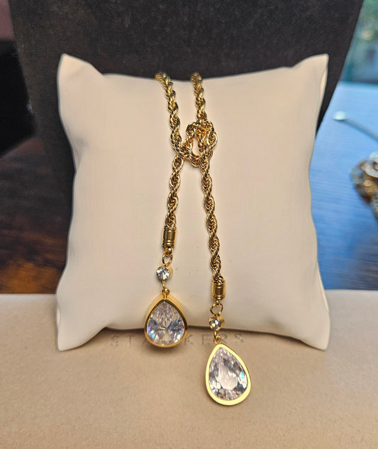 Collier 2 gouttes cristal  et noeud