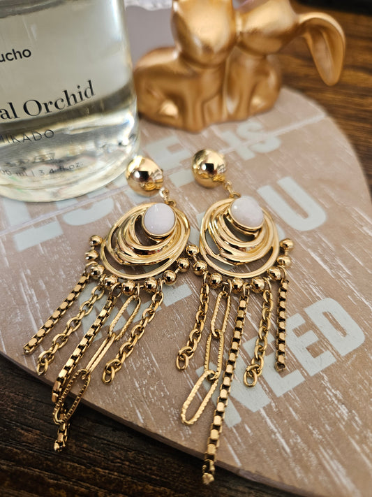 Boucles d'oreilles pierre naturelle blanche pendante