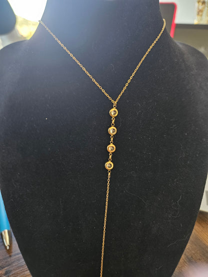 Collier 4 zircon y