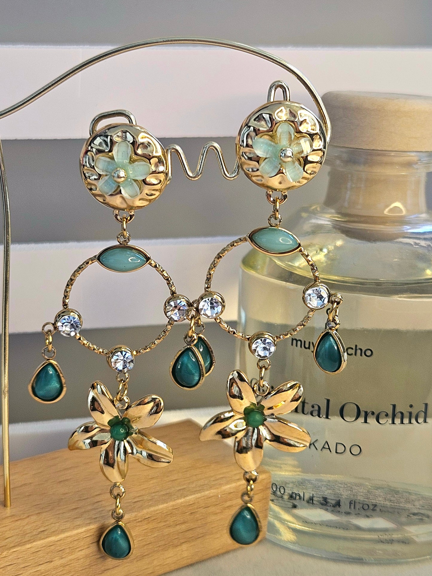 Boucles d'oreilles fleur verte goutte