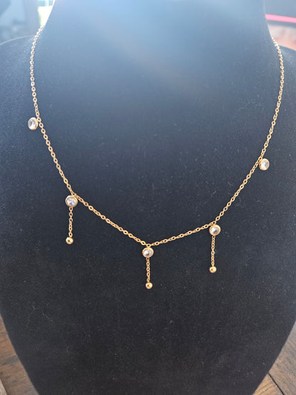 Collier strass et perle d'acier