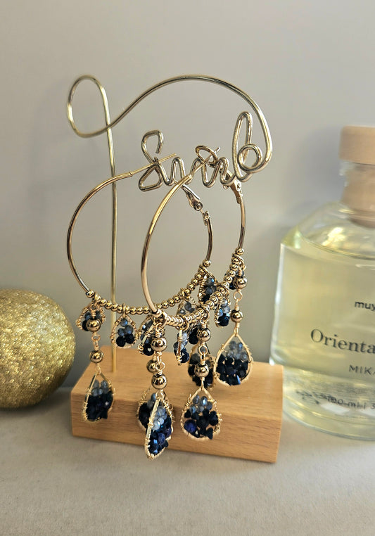 Boucles d'oreilles créoles perles cristal bleues