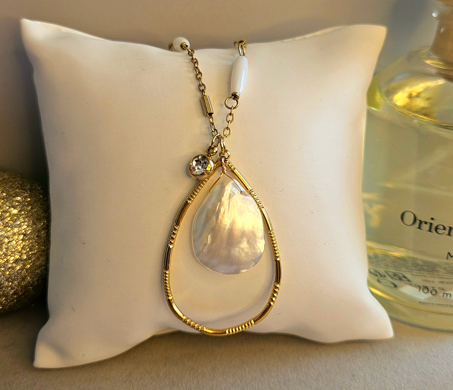 Collier nacre goutte