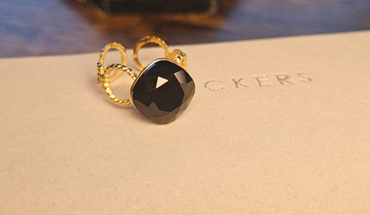 Bague swarovski noire ciselée