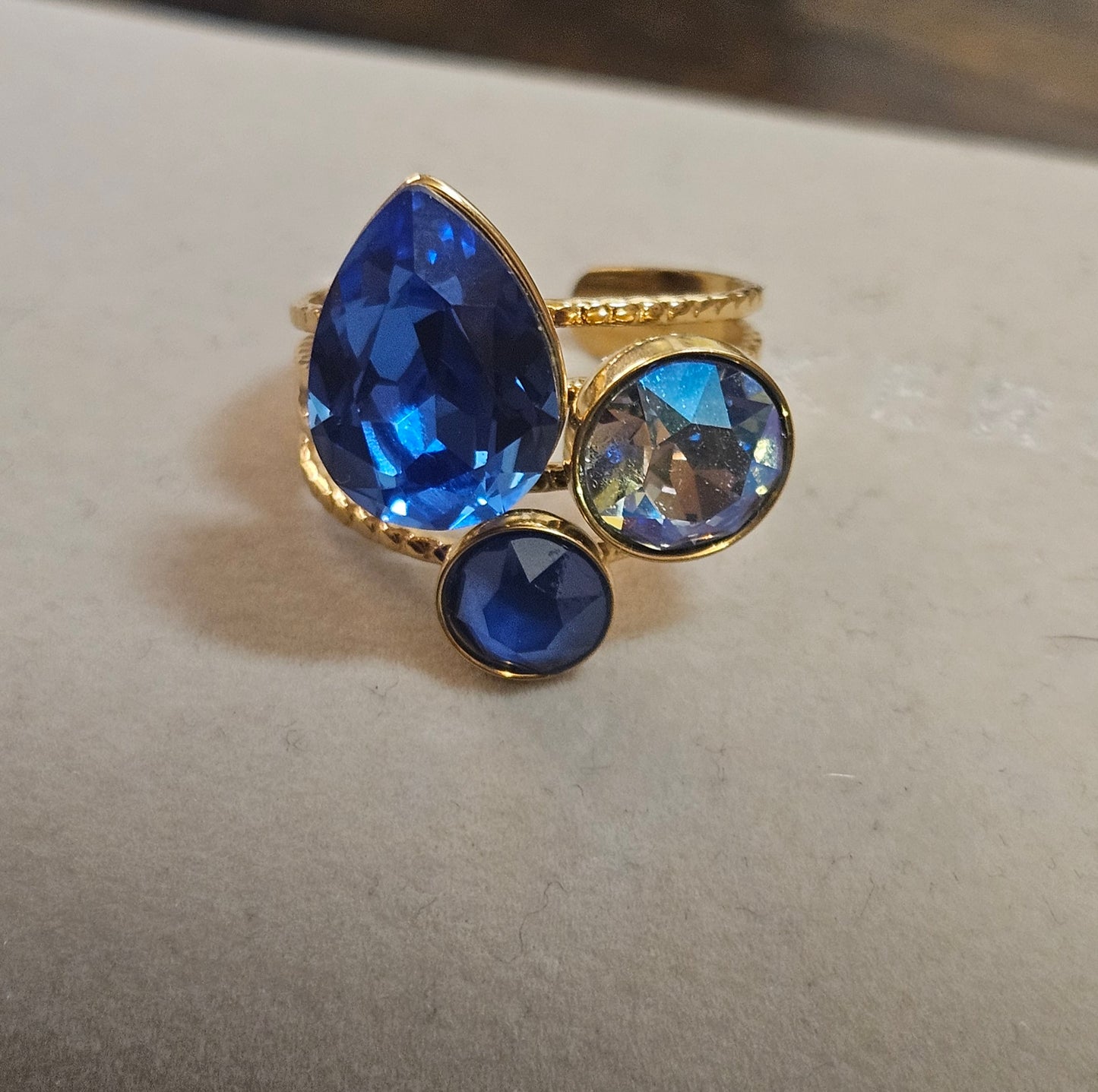 Bague swarovski bleue