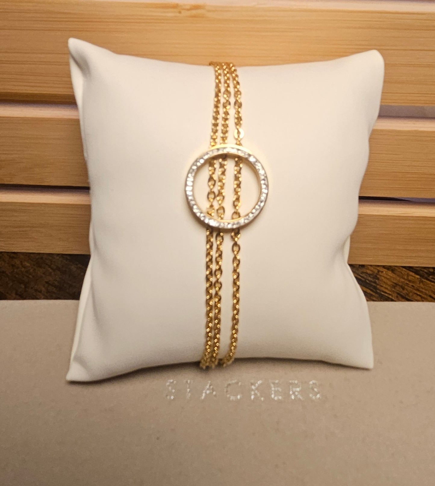 Bracelet rond strass et multichaine