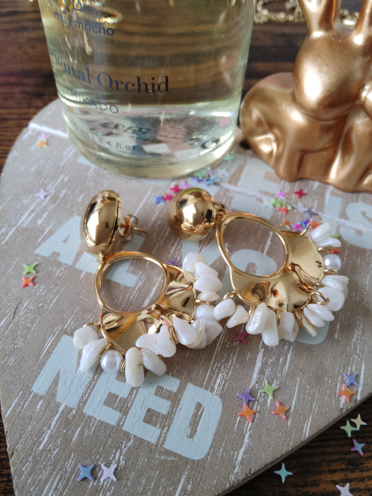 Boucles d'oreilles perles blanche naturel