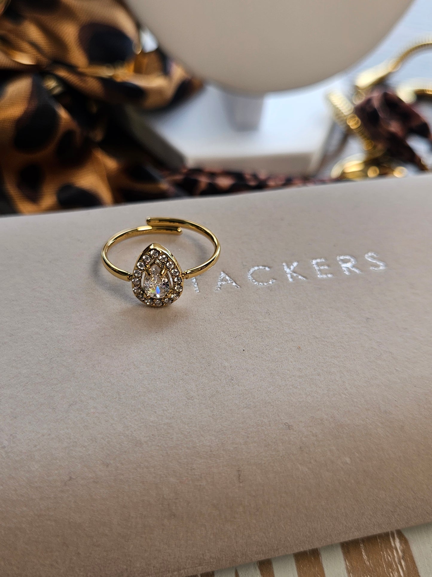 Bague goute zircon et strass