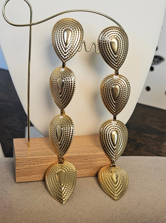 Boucles d'oreilles pendantes amandes