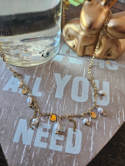 Collier perle d'eau douce et chaînette